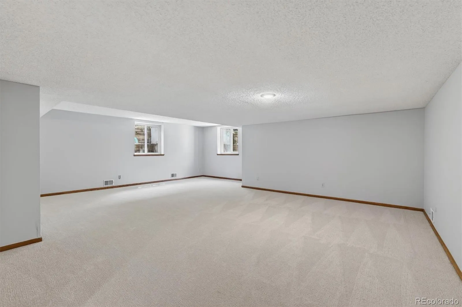 3333 E Florida Avenue #103 Denver CO 80210 MLS #REC9525368 05132026232944 1600 34