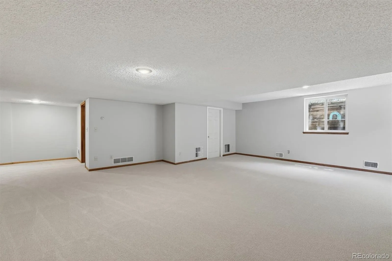 3333 E Florida Avenue #103 Denver CO 80210 MLS #REC9525368 05132026232944 1600 35