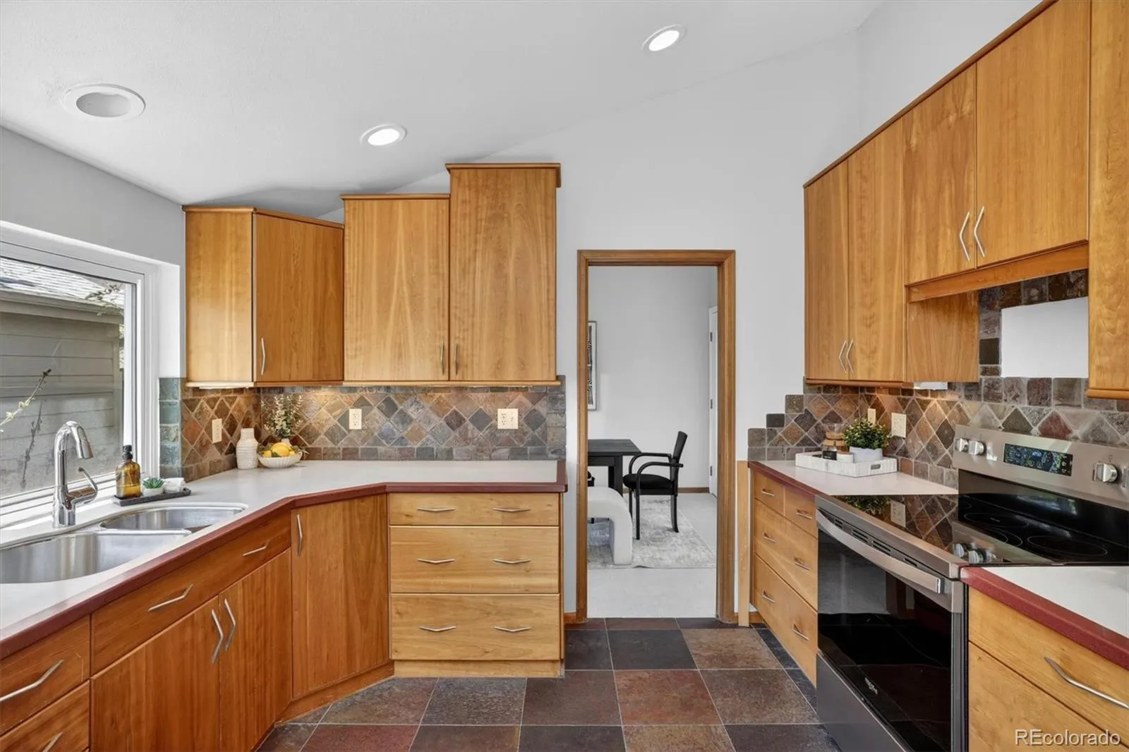 3333 E Florida Avenue #103 Denver CO 80210 MLS #REC9525368 05132026232944 1600 9