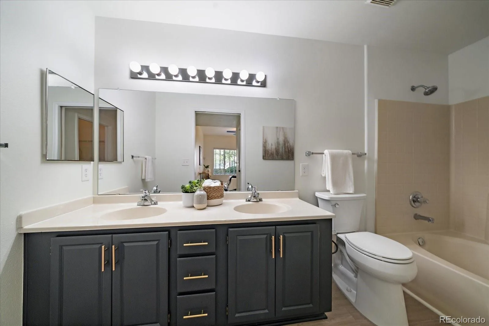 3701 Cactus Creek Court #104 Highlands Ranch CO 80126 | MLS #REC9526343 08062026164237 1600 14