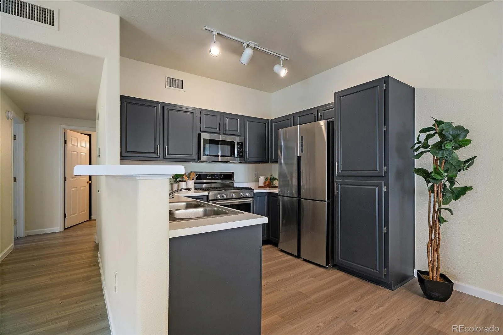3701 Cactus Creek Court #104 Highlands Ranch CO 80126 | MLS #REC9526343 08062026164237 1600 6