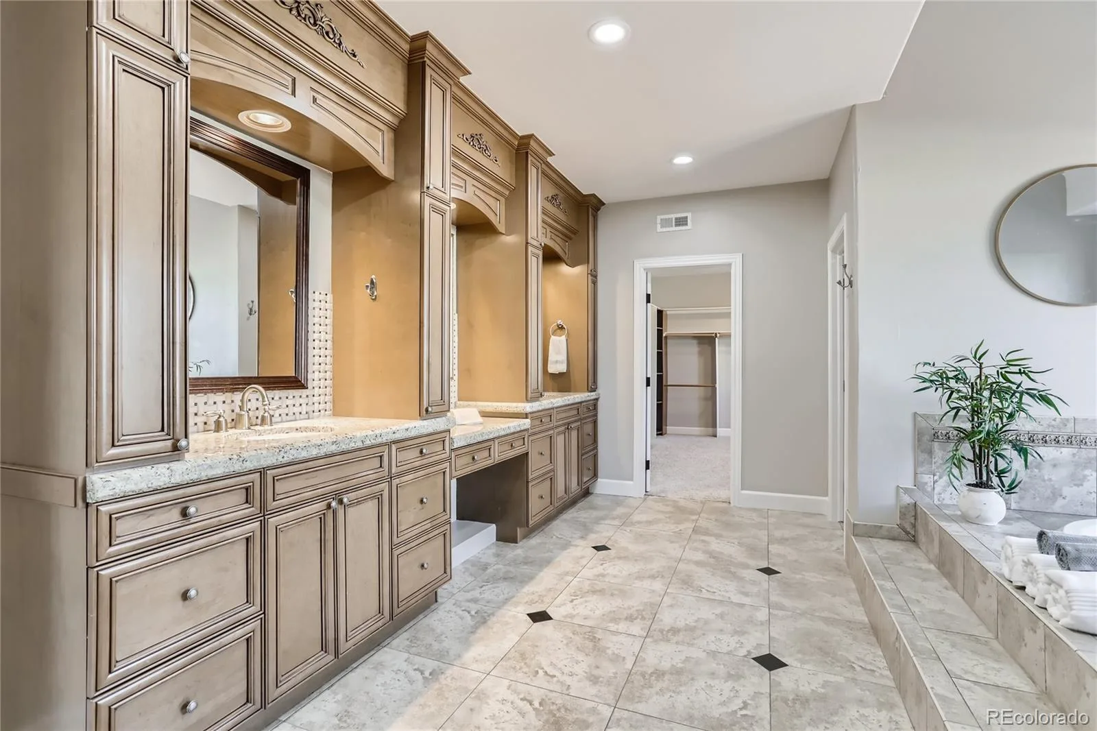 500 Jackson Street Denver CO 80206 | MLS #REC9527338 10162026232200 1600 18