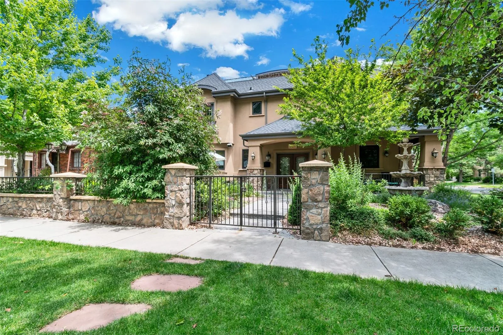 500 Jackson Street Denver CO 80206 | MLS #REC9527338 10162026232200 1600 2