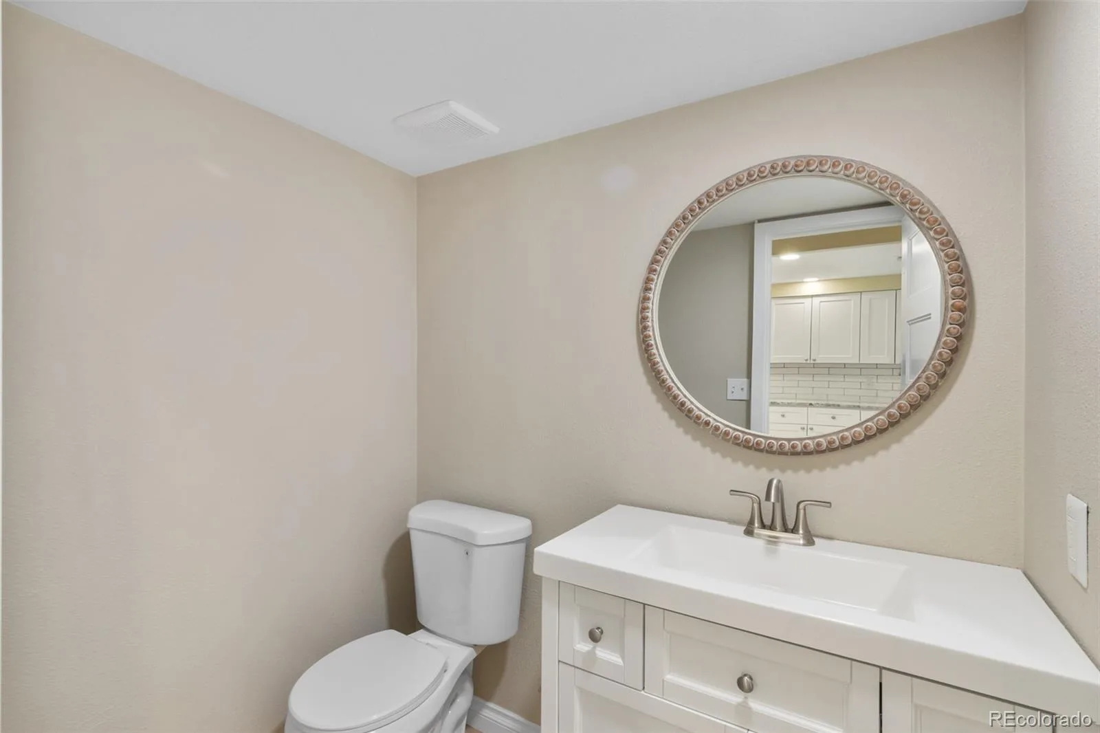 4250 S Olive Street #109 Denver CO 80237 | MLS #REC9528053 08282026185559 1600 12