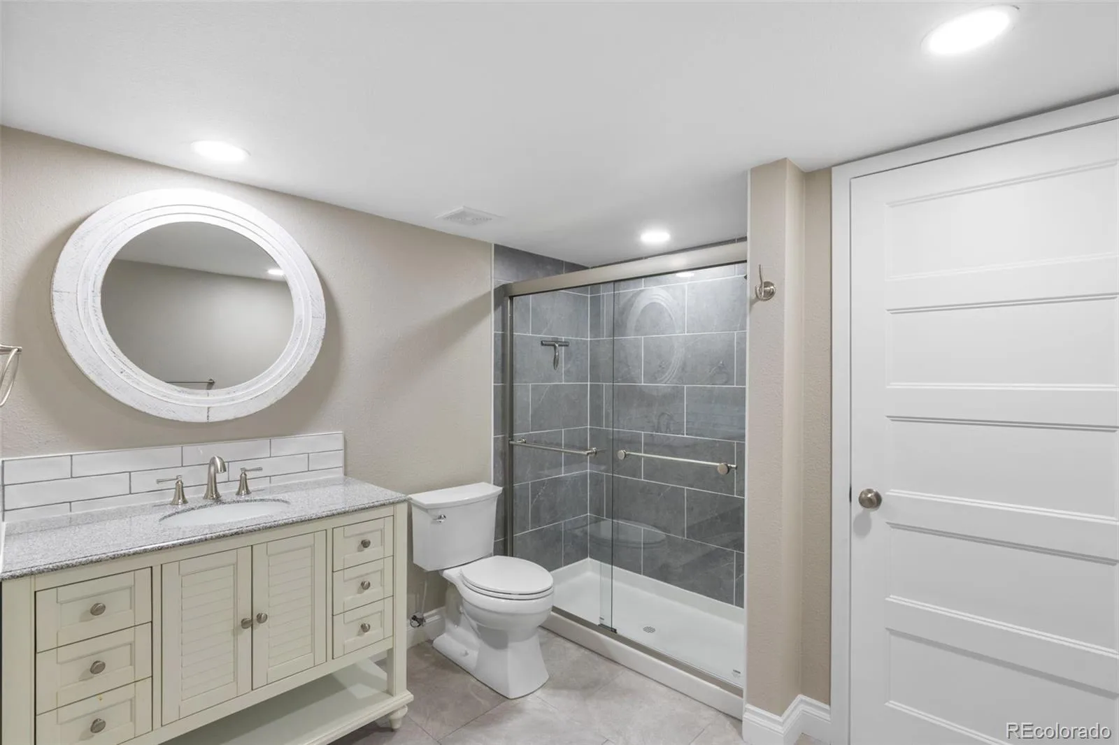 4250 S Olive Street #109 Denver CO 80237 | MLS #REC9528053 08282026185559 1600 20