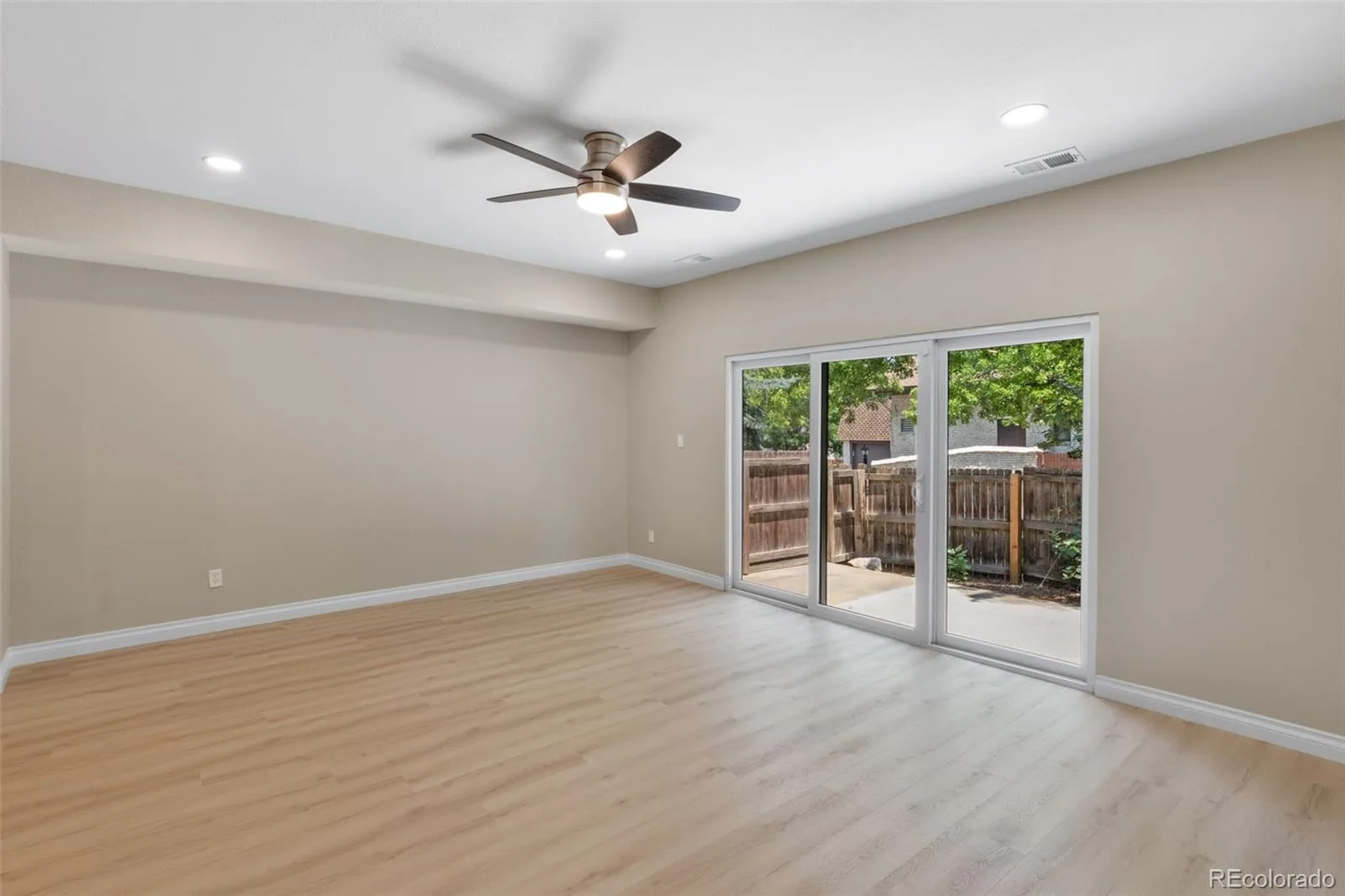 4250 S Olive Street #109 Denver CO 80237 | MLS #REC9528053 08282026185559 1600 5