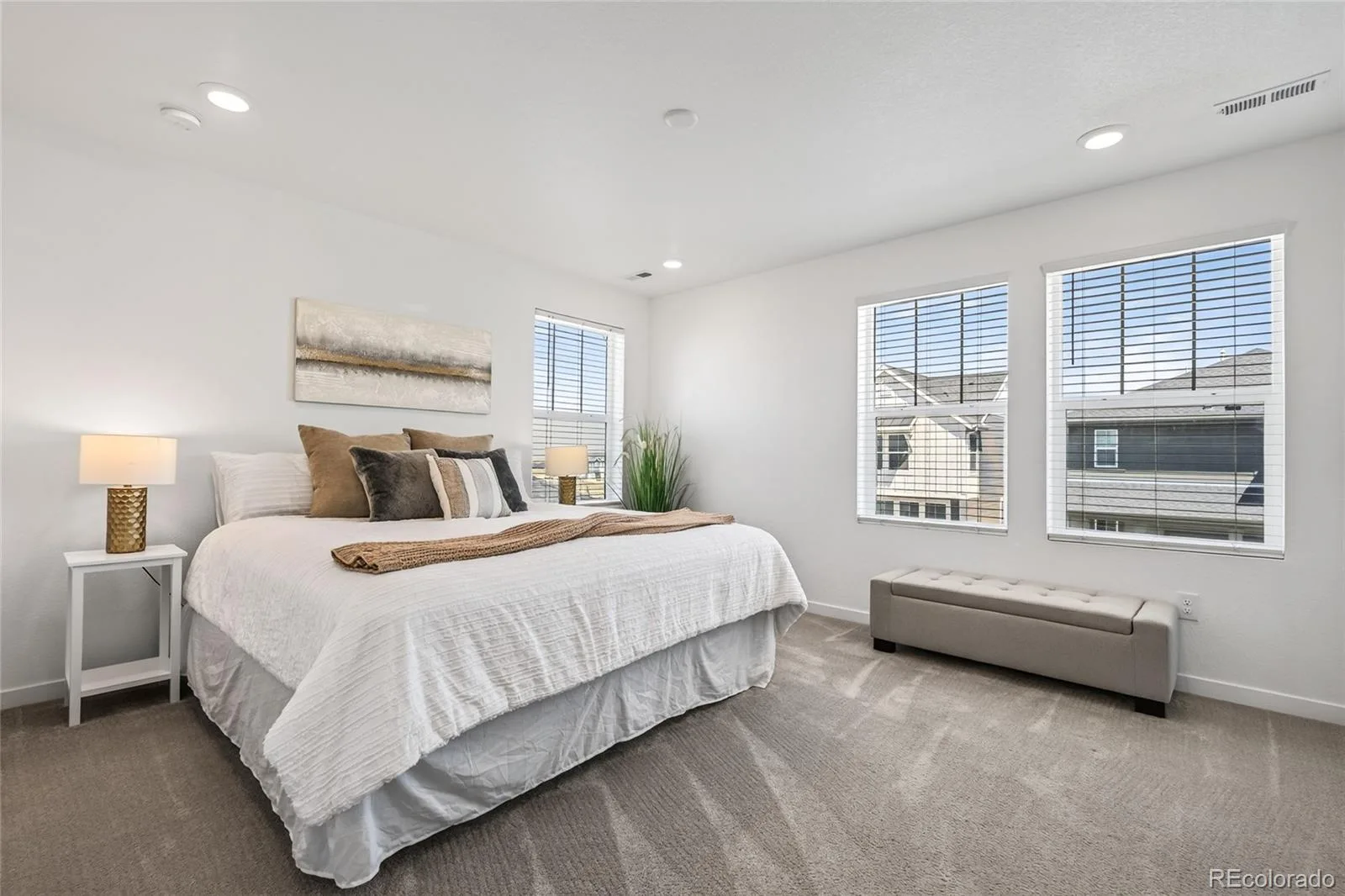 1949 S Fultondale Way Aurora CO 80018 | MLS #REC9528818 08102026232820 1600 21