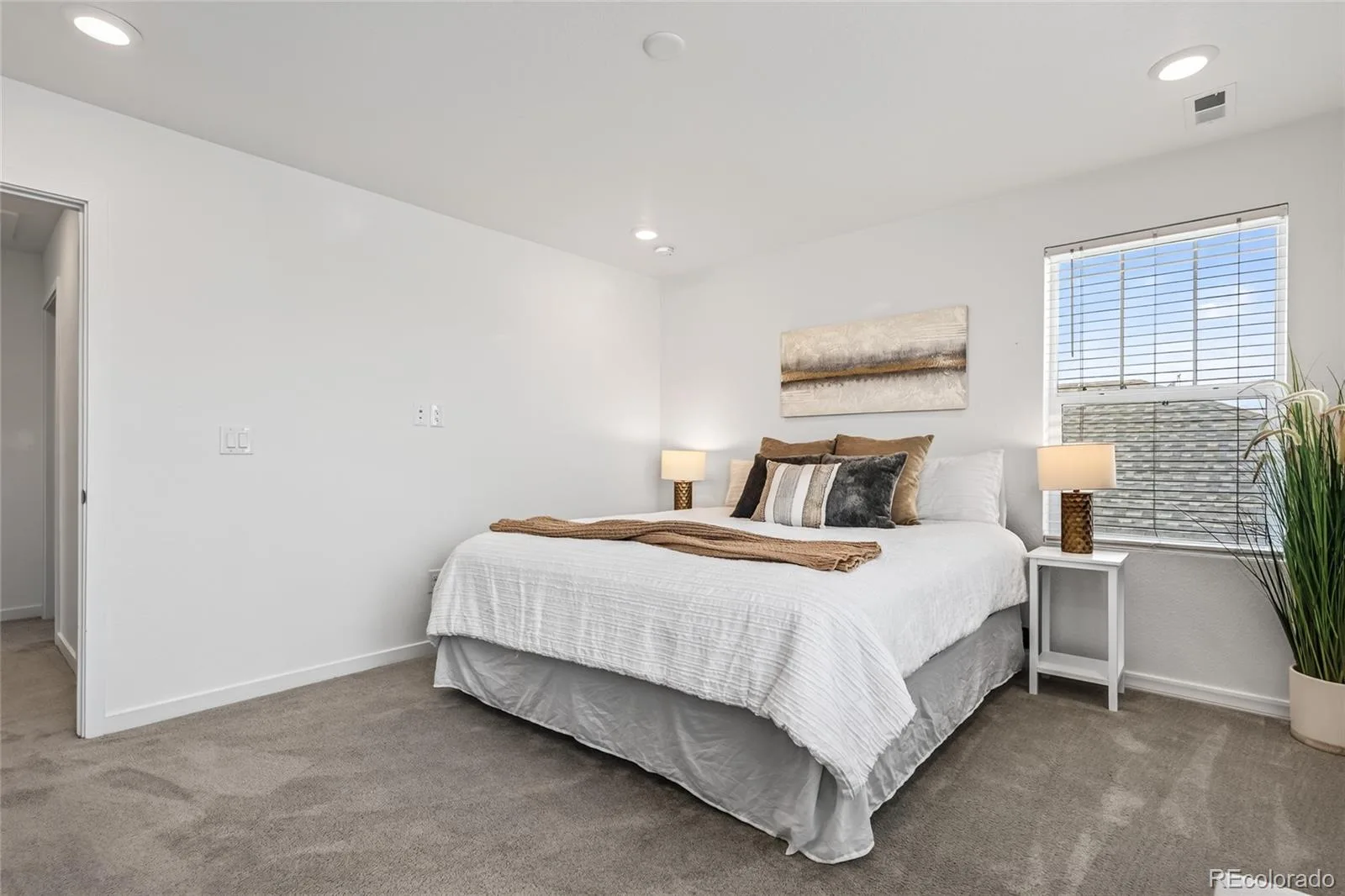 1949 S Fultondale Way Aurora CO 80018 | MLS #REC9528818 08102026232820 1600 22