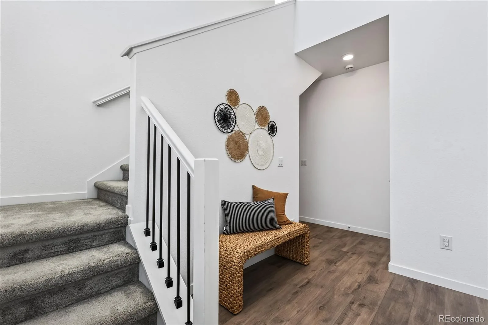 1949 S Fultondale Way Aurora CO 80018 | MLS #REC9528818 08102026232820 1600 3