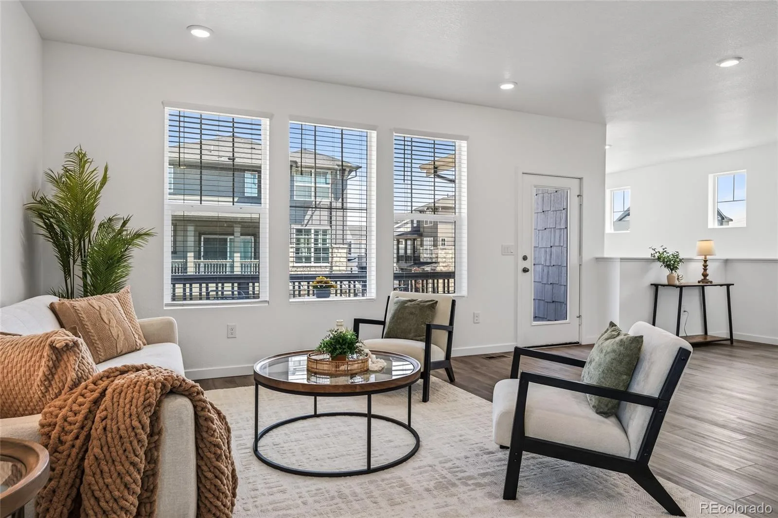 1949 S Fultondale Way Aurora CO 80018 | MLS #REC9528818 08102026232820 1600 6