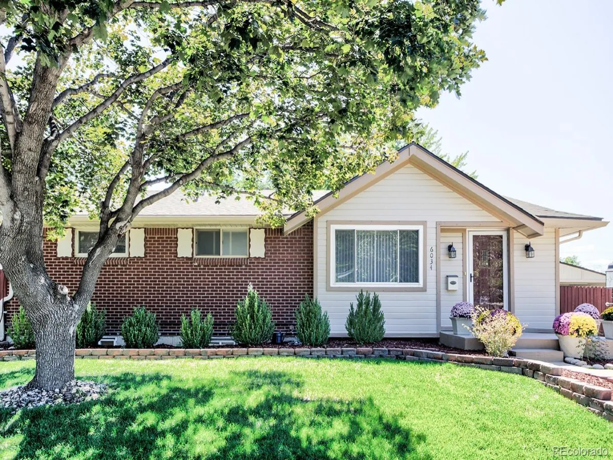6034 S Milwaukee Way Centennial CO 80121 | MLS #REC9529767 09242026230238 1200 1