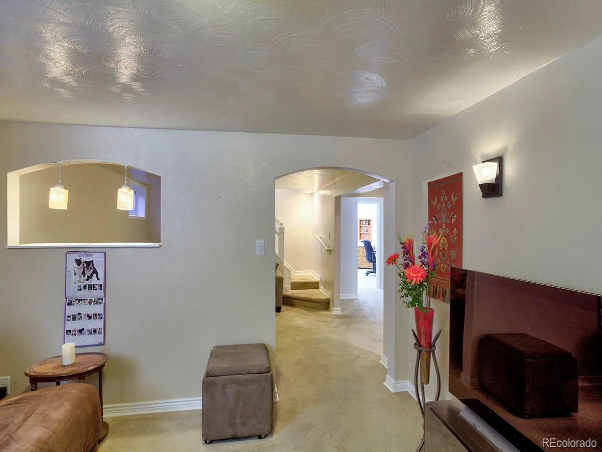 6034 S Milwaukee Way Centennial CO 80121 | MLS #REC9529767 09242026230238 1200 19