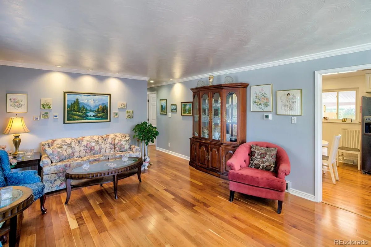 6034 S Milwaukee Way Centennial CO 80121 | MLS #REC9529767 09242026230238 1200 4
