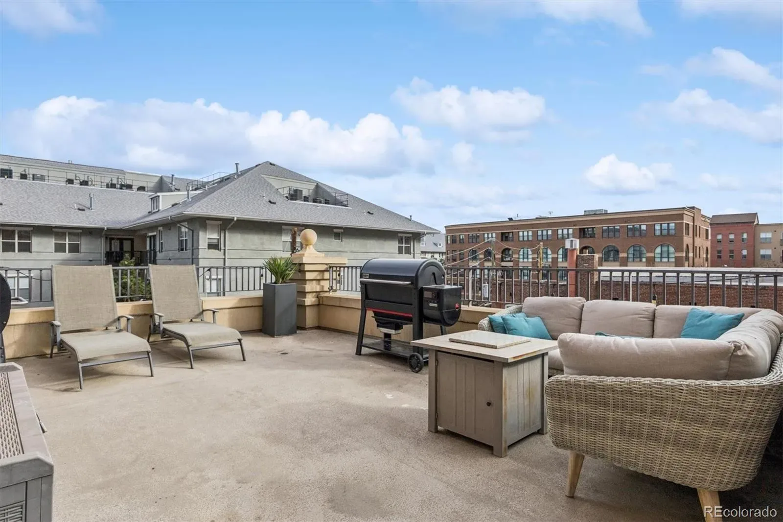 03192026170136 1600 13