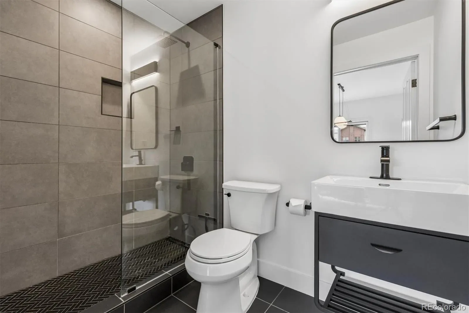 03192026170136 1600 27