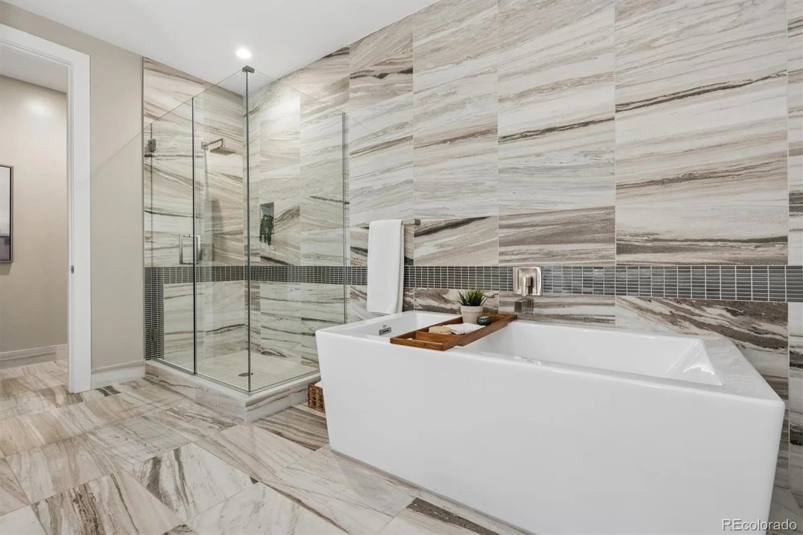 4200 W 17th Avenue #418 Denver CO 80204 | MLS #REC9531505 08292026001656 1600 25
