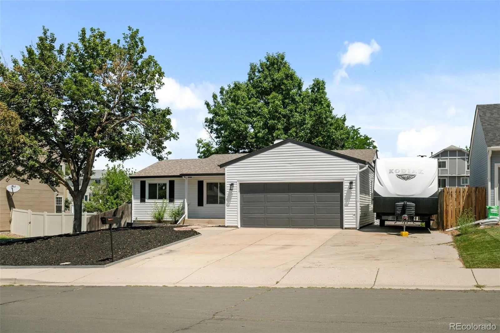 18351 E Grand Avenue Aurora CO 80015 | MLS #REC9532741 08062026044426 1600 1