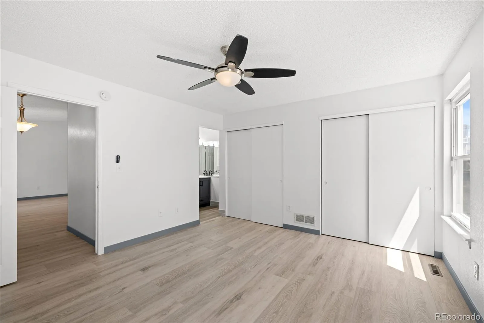 18351 E Grand Avenue Aurora CO 80015 | MLS #REC9532741 08062026044426 1600 19