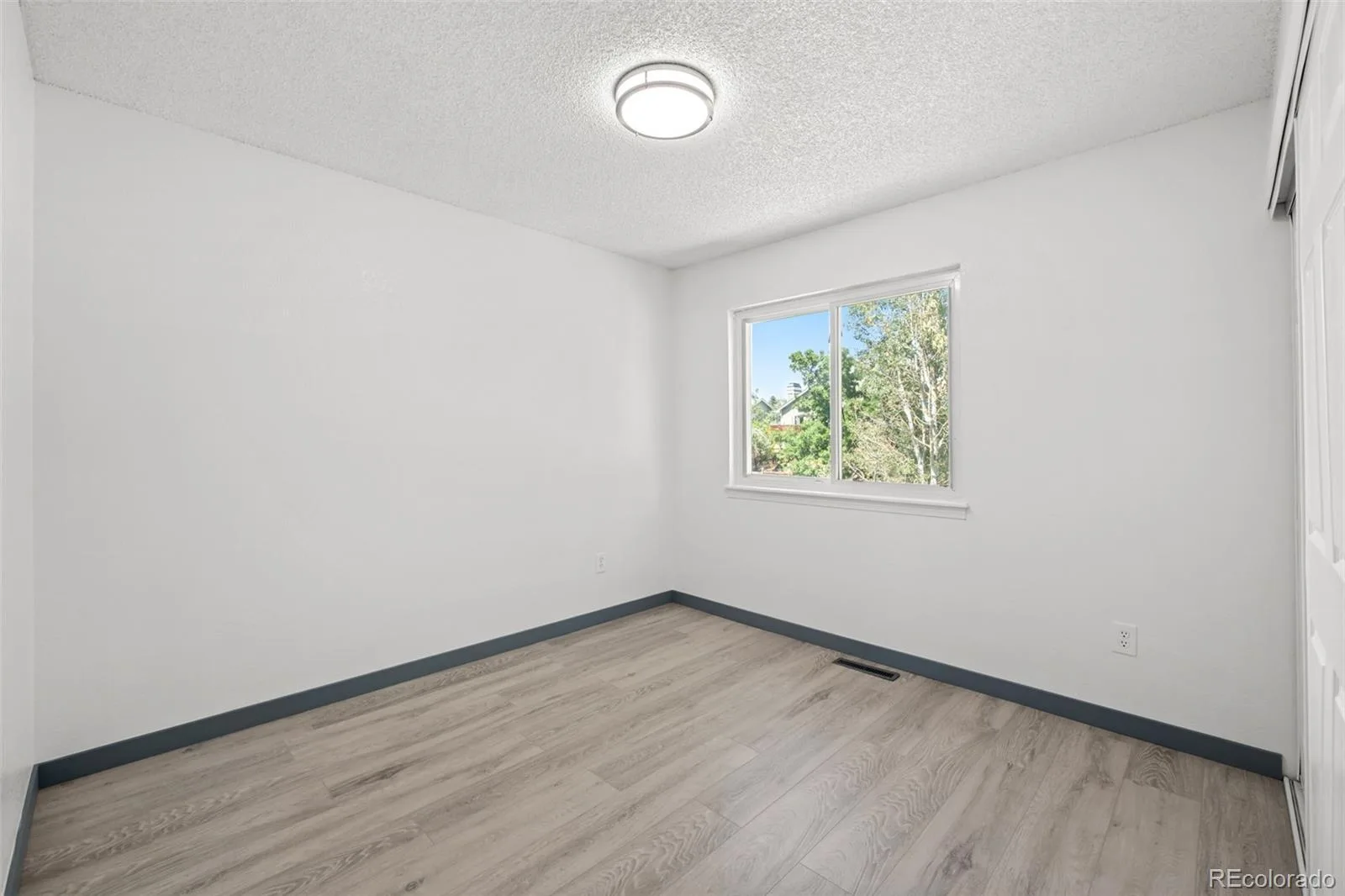 18351 E Grand Avenue Aurora CO 80015 | MLS #REC9532741 08062026044426 1600 24