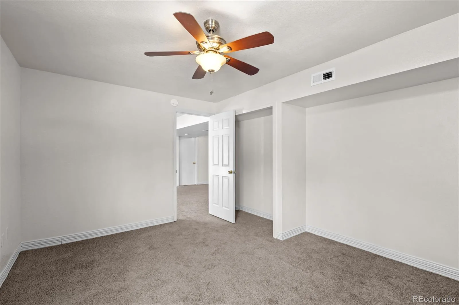 18351 E Grand Avenue Aurora CO 80015 | MLS #REC9532741 08062026044426 1600 35