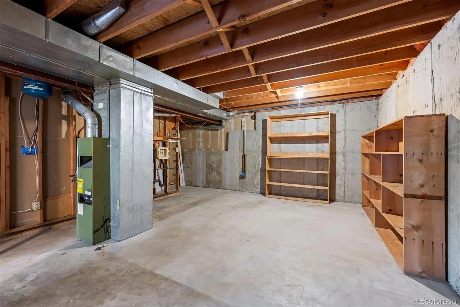 18351 E Grand Avenue Aurora CO 80015 | MLS #REC9532741 08062026044426 1600 38