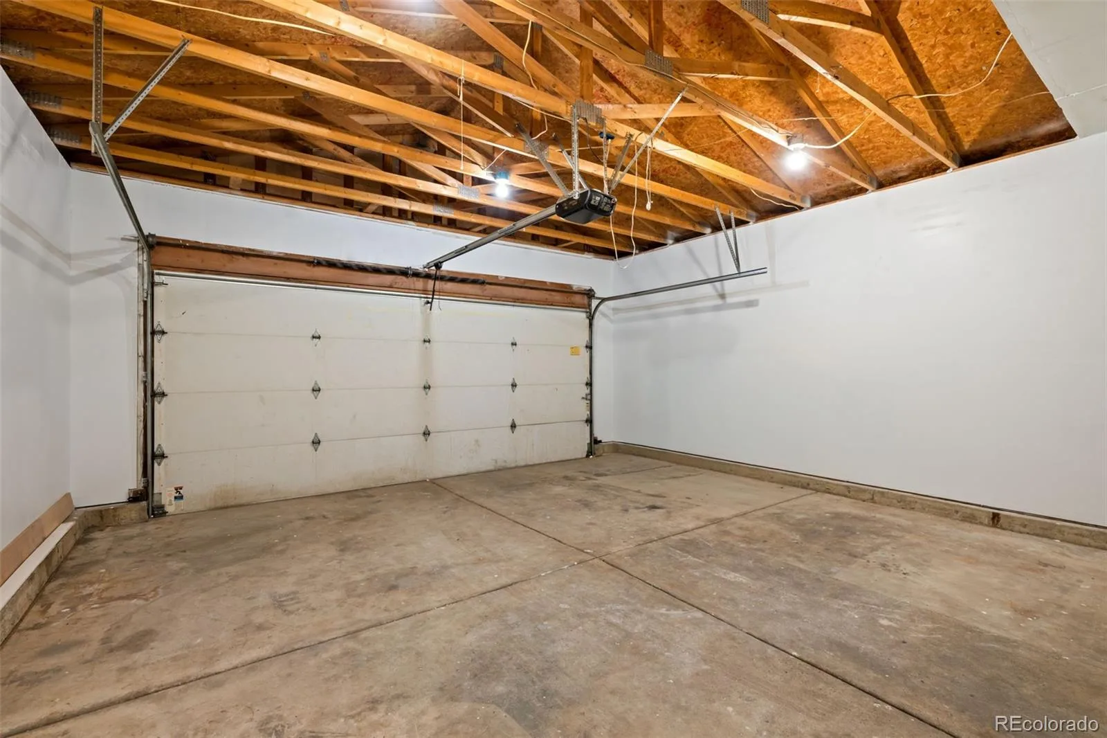 18351 E Grand Avenue Aurora CO 80015 | MLS #REC9532741 08062026044426 1600 40