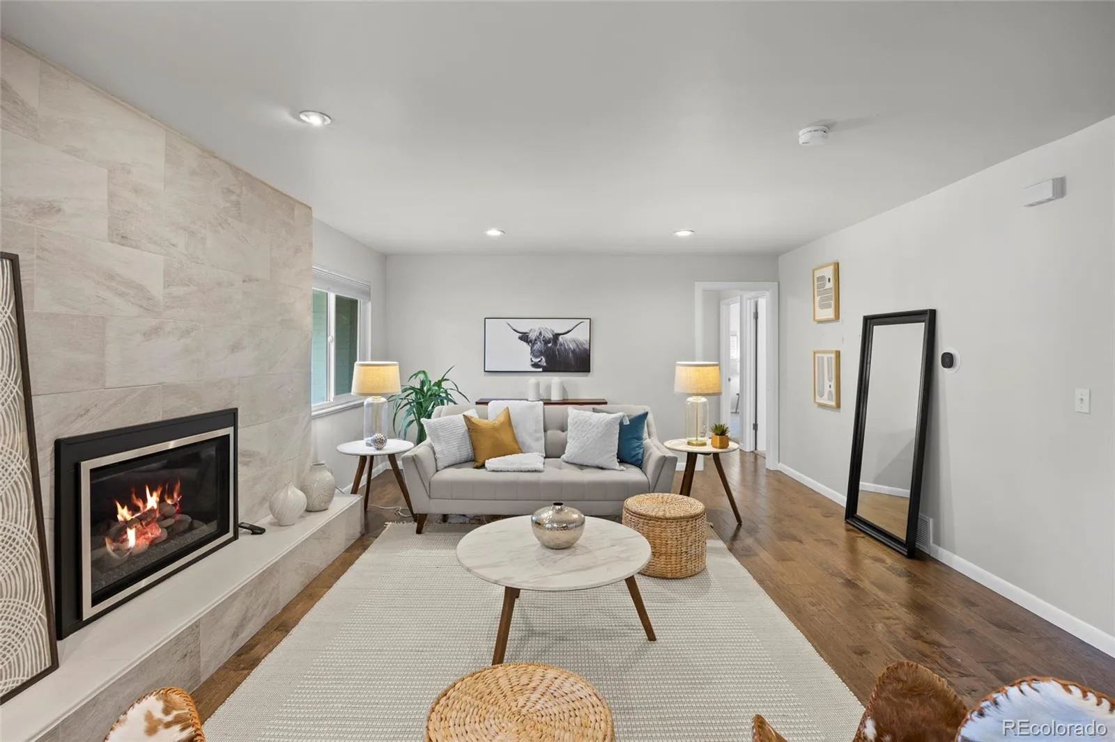 3941 S Hillcrest Drive Denver CO 80237 | MLS #REC9533389 09222026173632 1600 18