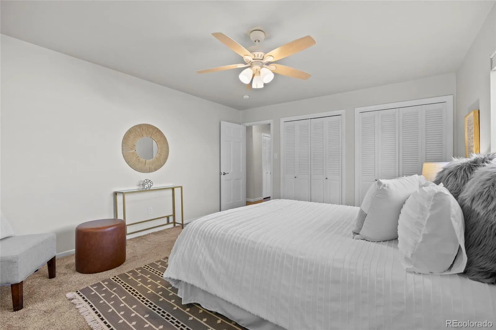 3941 S Hillcrest Drive Denver CO 80237 | MLS #REC9533389 09222026173632 1600 26
