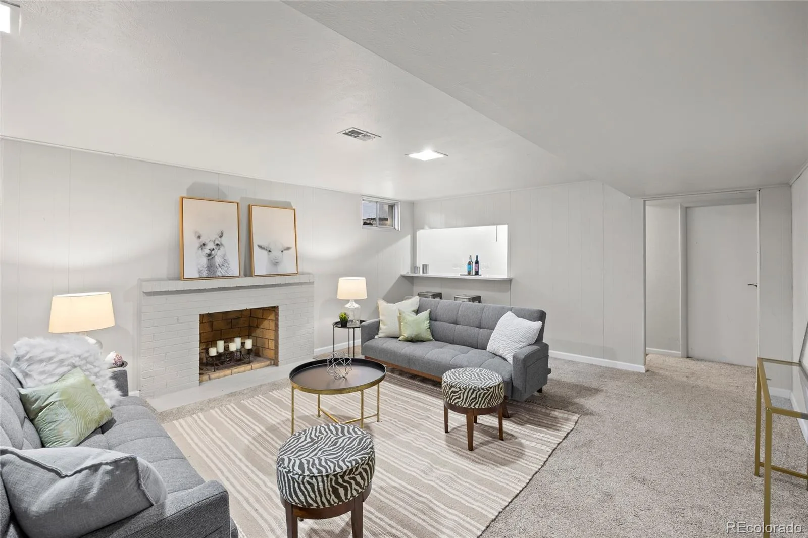 3941 S Hillcrest Drive Denver CO 80237 | MLS #REC9533389 09222026173632 1600 31