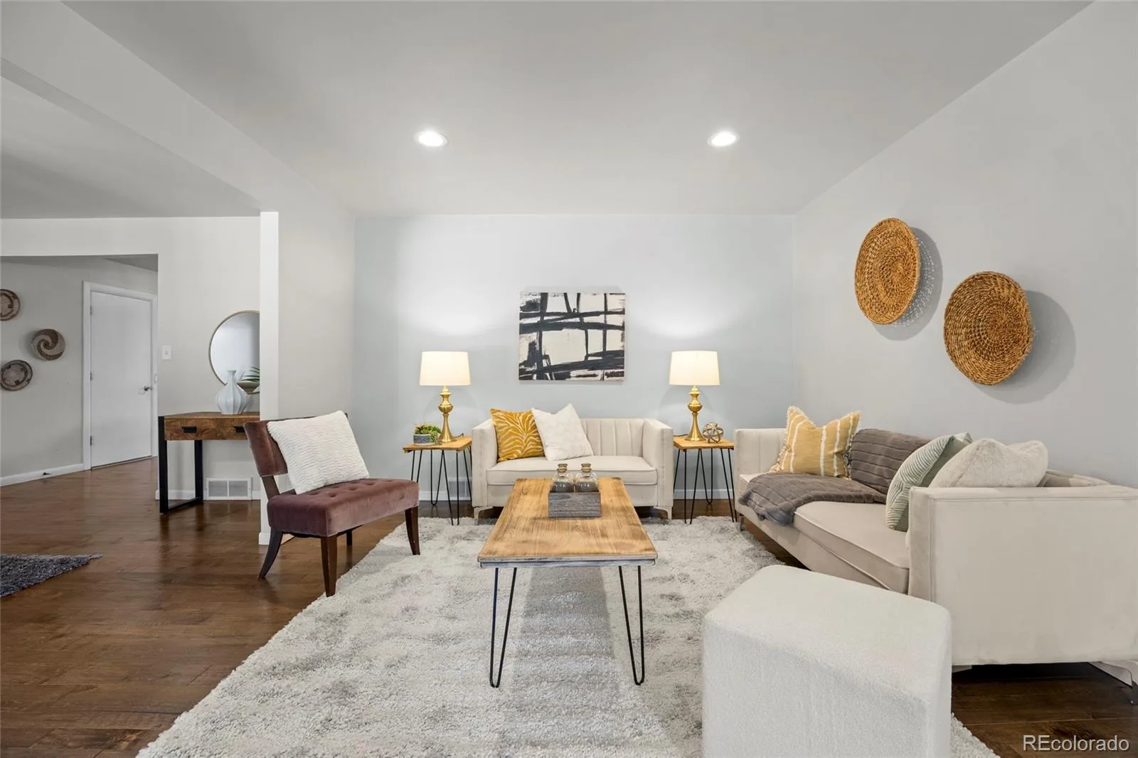 3941 S Hillcrest Drive Denver CO 80237 | MLS #REC9533389 09222026173632 1600 5