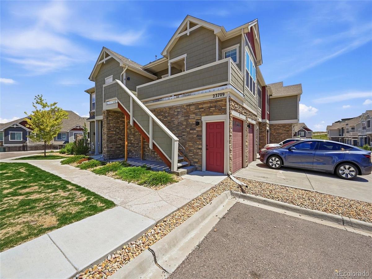 23709 E Ida Drive #E Aurora CO 80016 | MLS #REC9533440 MLS #REC9533440 image #0