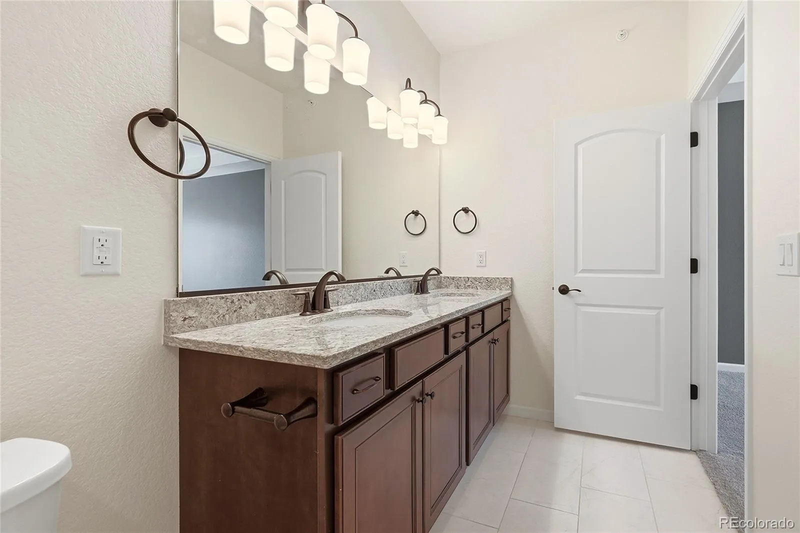 23709 E Ida Drive #E Aurora CO 80016 | MLS #REC9533440 07142026014104 1600 26