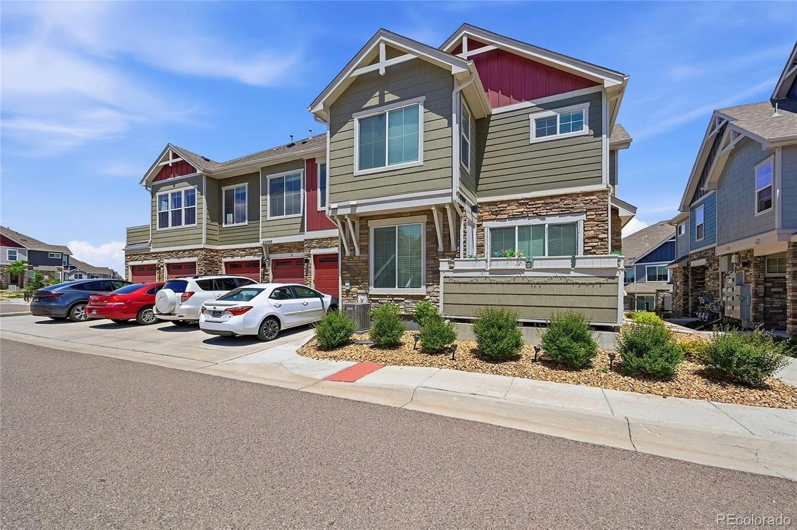 23709 E Ida Drive #E Aurora CO 80016 | MLS #REC9533440 07142026014104 1600 3