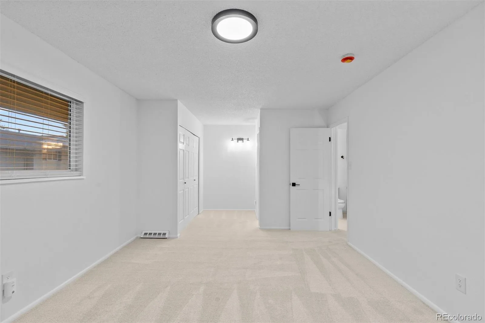9210 E Mansfield Avenue Denver CO 80237 | MLS #REC9534899 08192026152804 1600 14