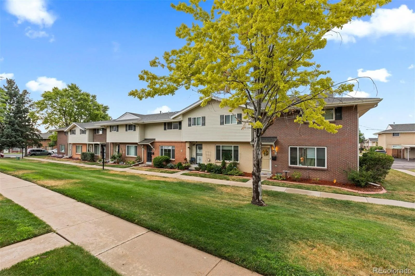 9210 E Mansfield Avenue Denver CO 80237 | MLS #REC9534899 08192026152804 1600 19