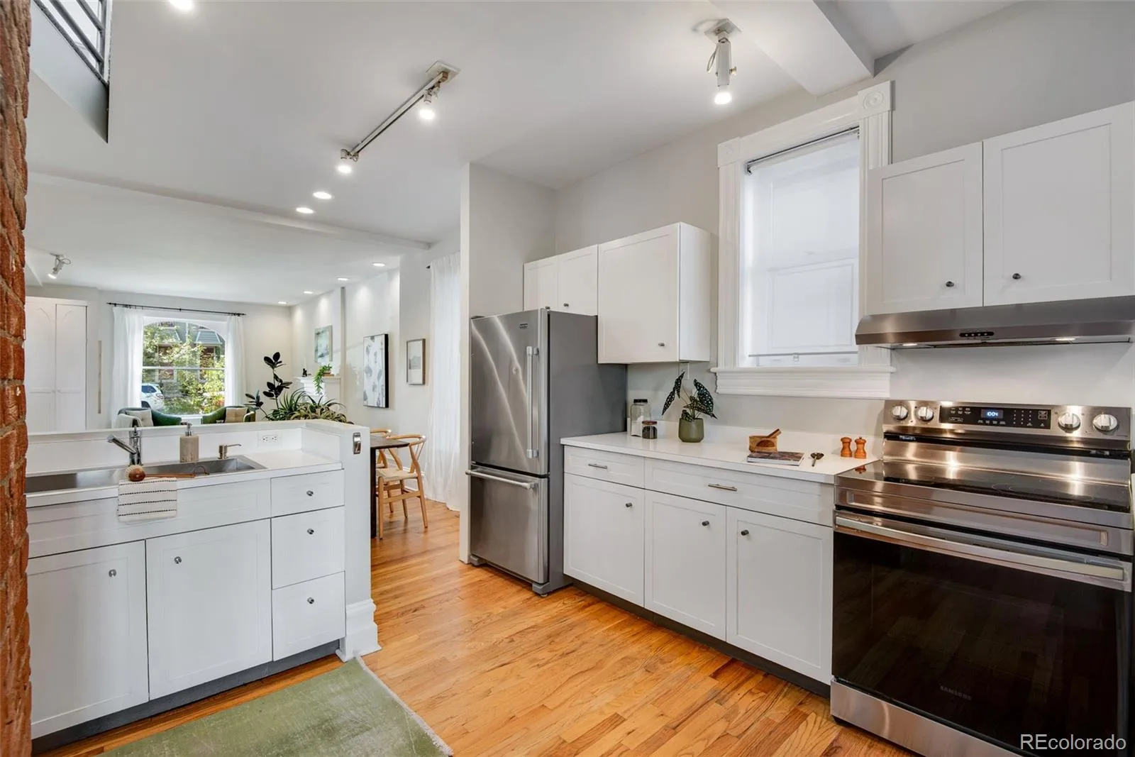 2425 Glenarm Place Denver CO 80205 | MLS #REC9535044 09222026173648 1600 29