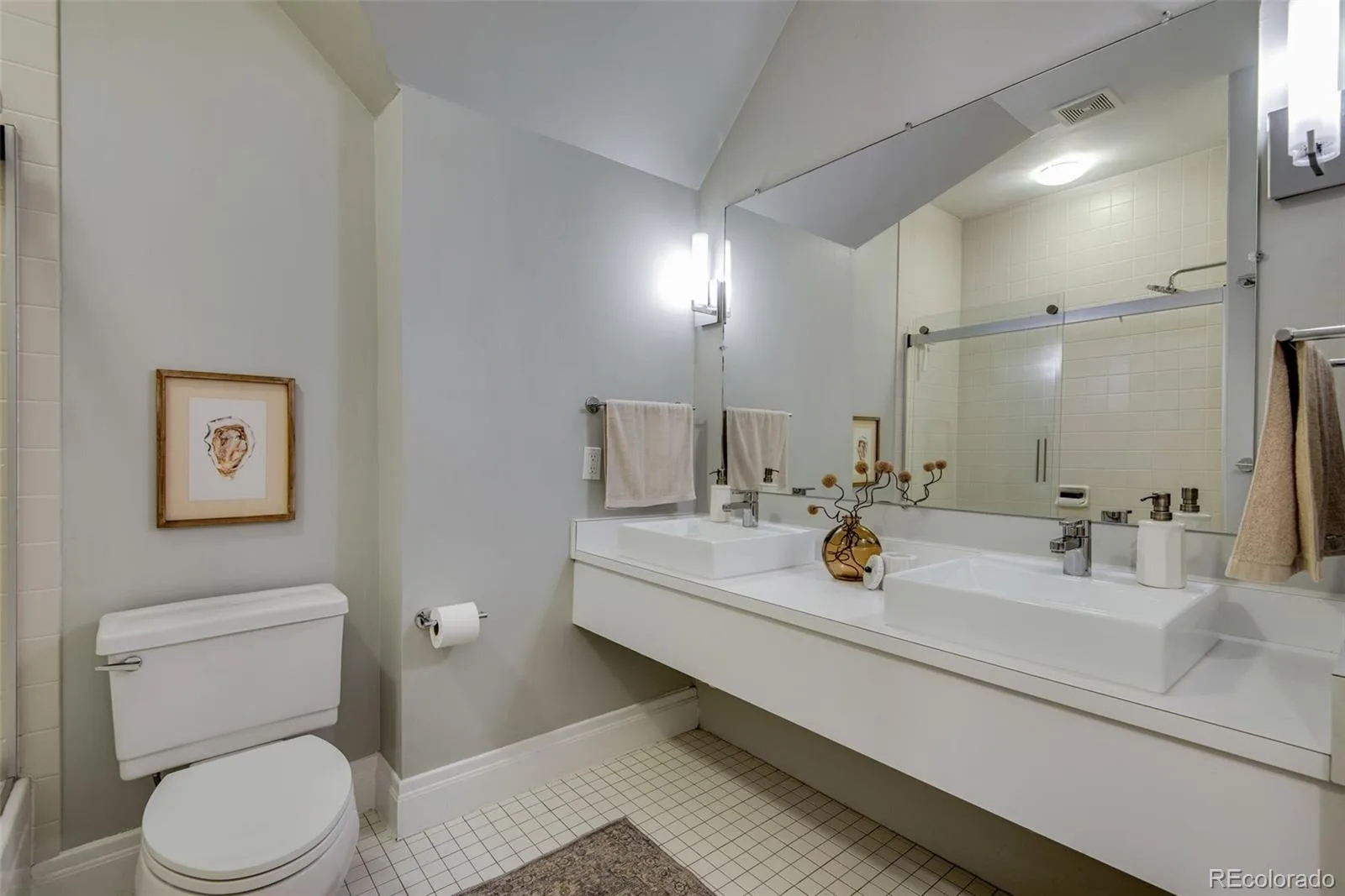 2425 Glenarm Place Denver CO 80205 | MLS #REC9535044 09222026173648 1600 36