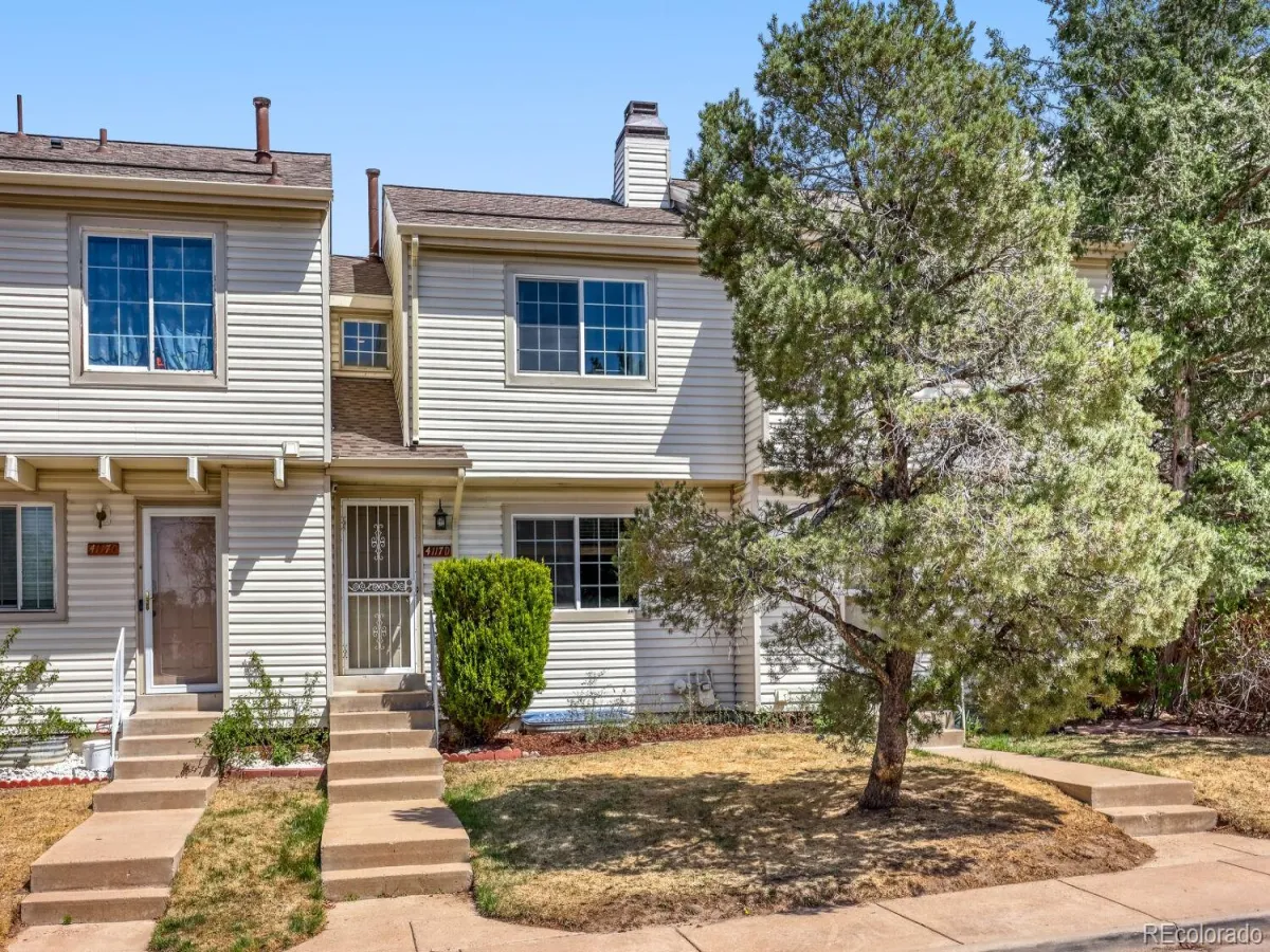4117 S Mobile Circle #D Aurora CO 80013 MLS #REC9536873 05152026201636 1200 1