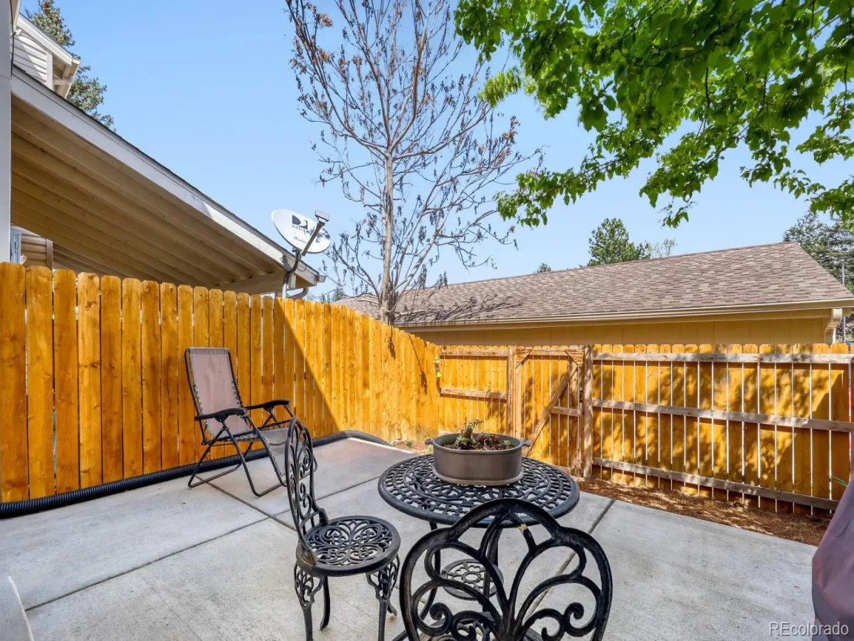 4117 S Mobile Circle #D Aurora CO 80013 MLS #REC9536873 05152026201636 1200 28