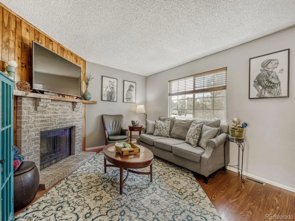 4117 S Mobile Circle #D Aurora CO 80013 MLS #REC9536873 05152026201636 1200 4
