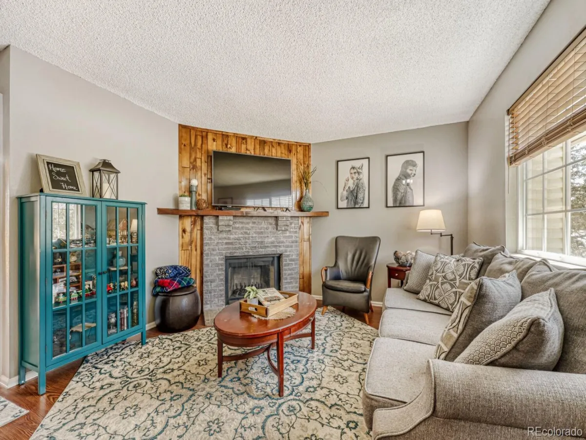 4117 S Mobile Circle #D Aurora CO 80013 MLS #REC9536873 05152026201636 1200 5