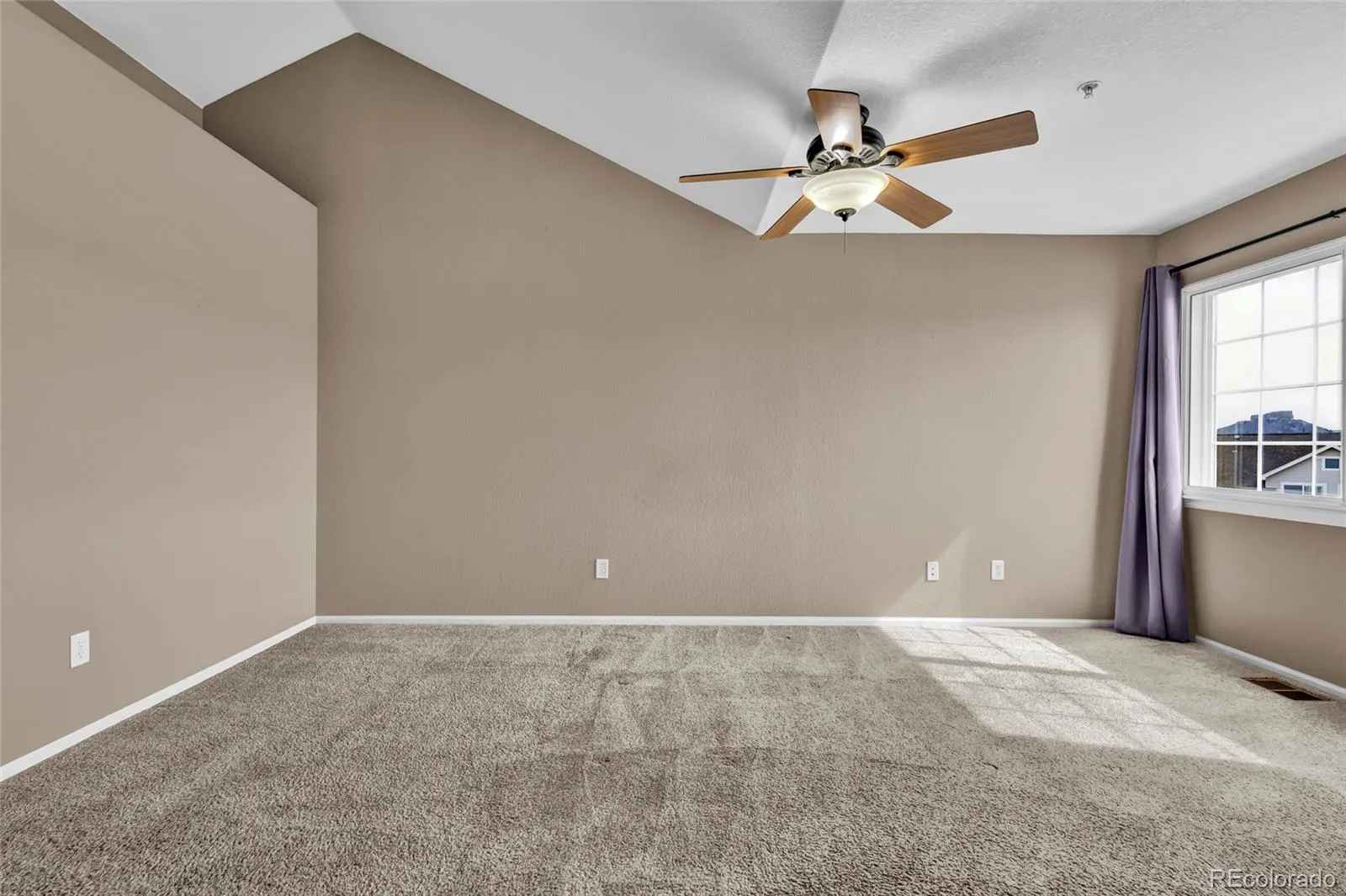 488 Black Feather Loop #215 Castle Rock CO 80104 | MLS #REC9537943 04132026155303 1600 14