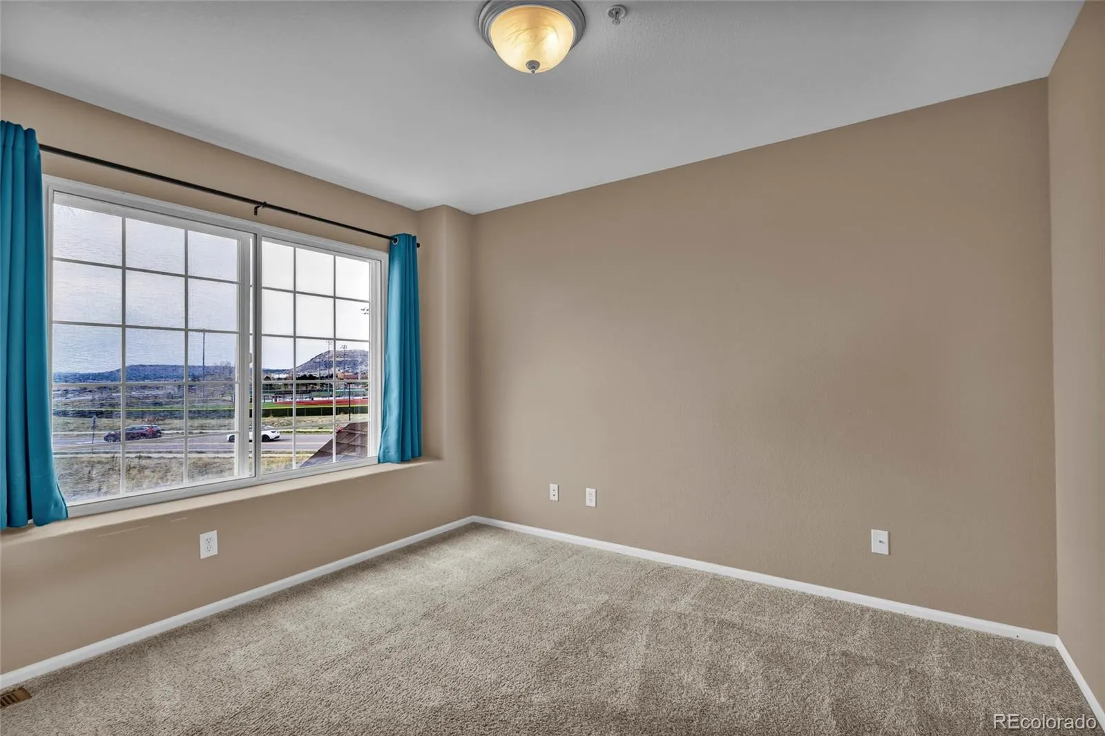 488 Black Feather Loop #215 Castle Rock CO 80104 | MLS #REC9537943 04132026155303 1600 15