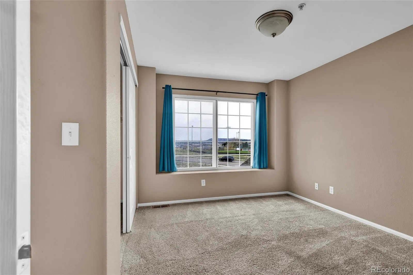 488 Black Feather Loop #215 Castle Rock CO 80104 | MLS #REC9537943 04132026155303 1600 22