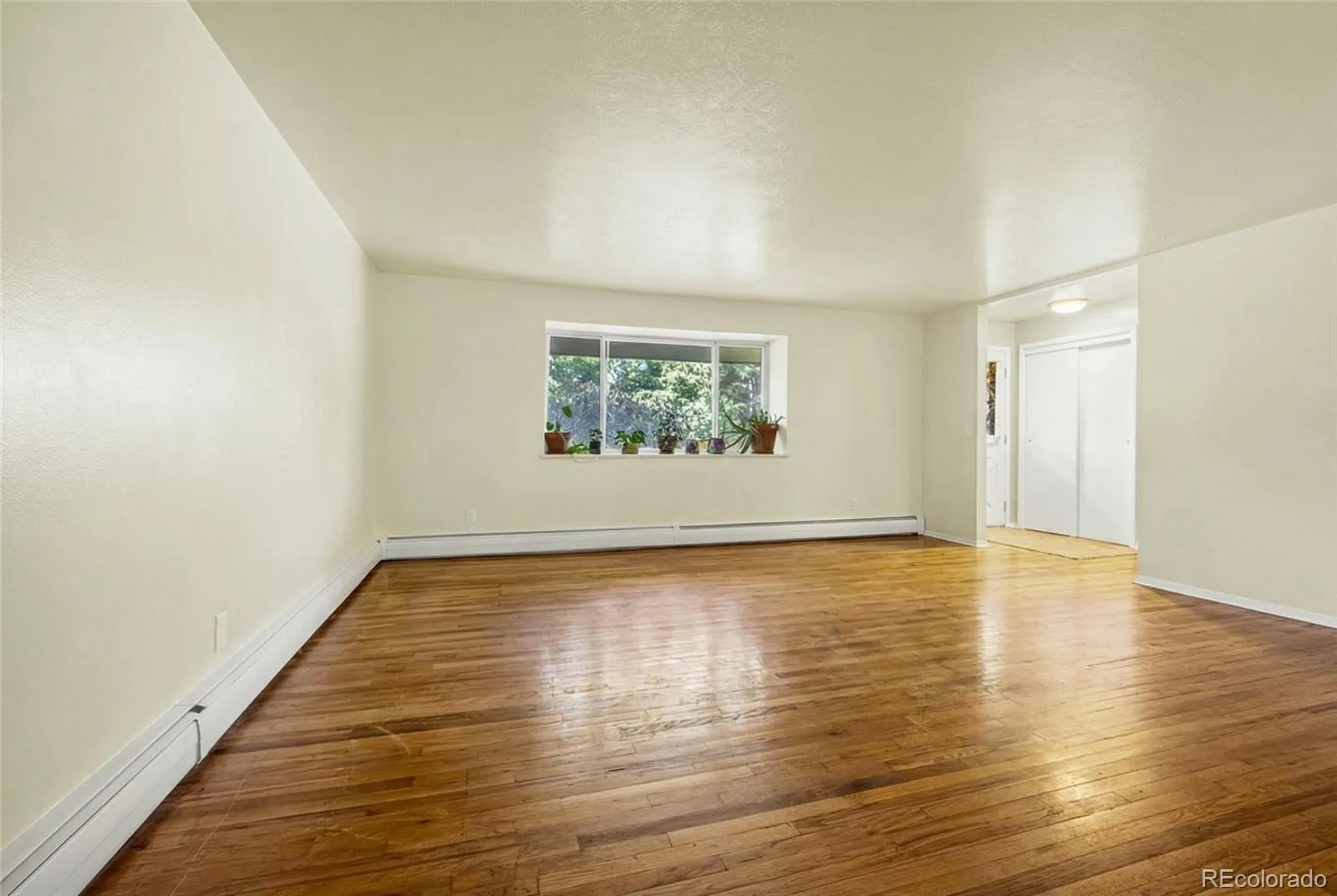 12475 W 38th Avenue Wheat Ridge CO 80033 MLS #REC9538328 05152026013529 1600 22