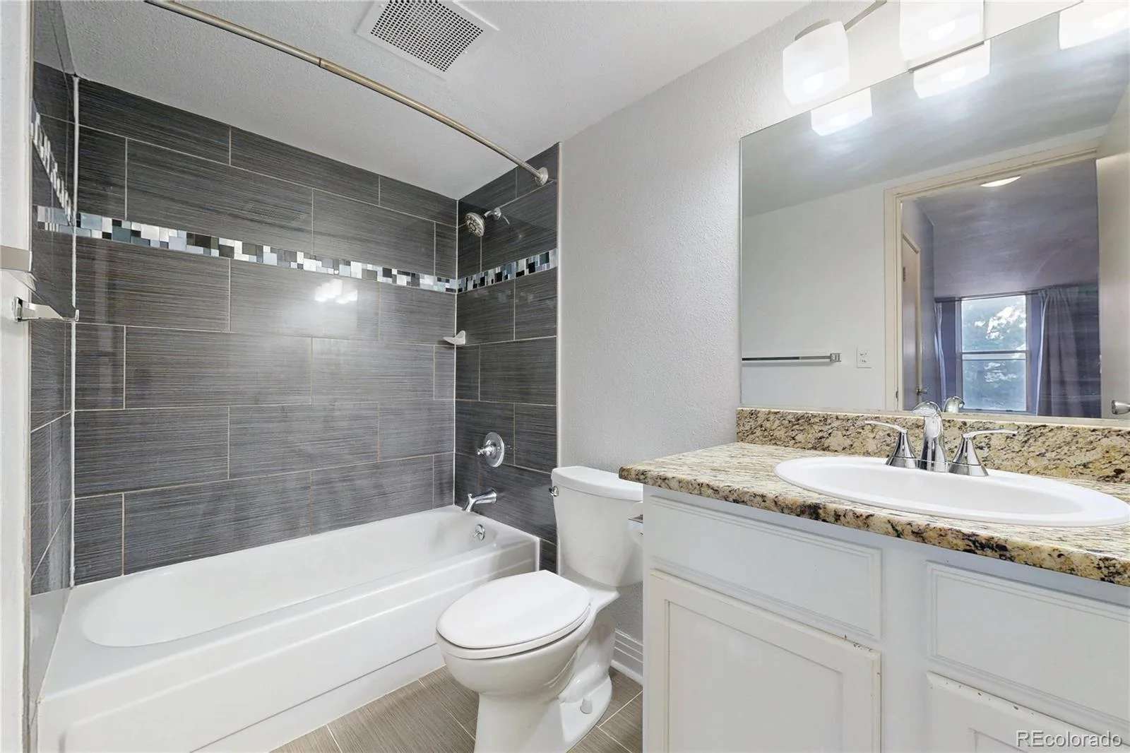 601 W 11th Avenue #220 Denver CO 80204 | MLS #REC9541458 09222026173732 1600 22
