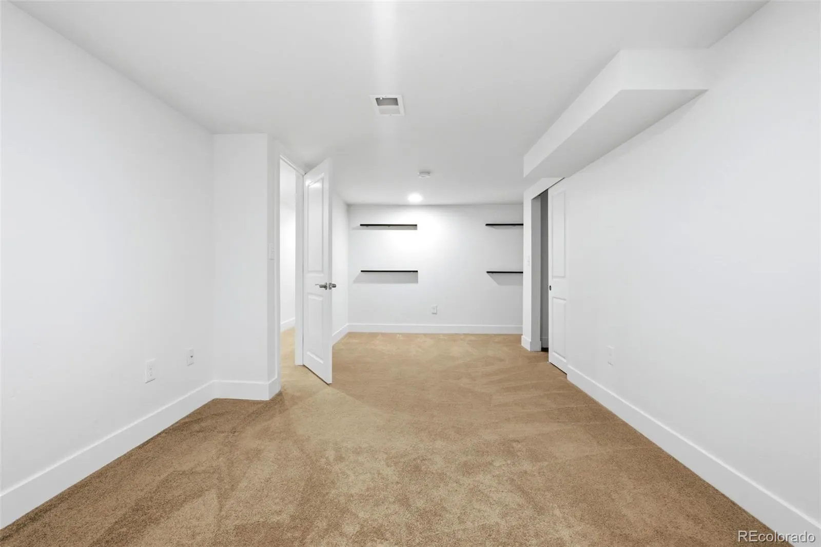 265 Holly Street Denver CO 80220 MLS #REC9541468 05132026212857 1600 35