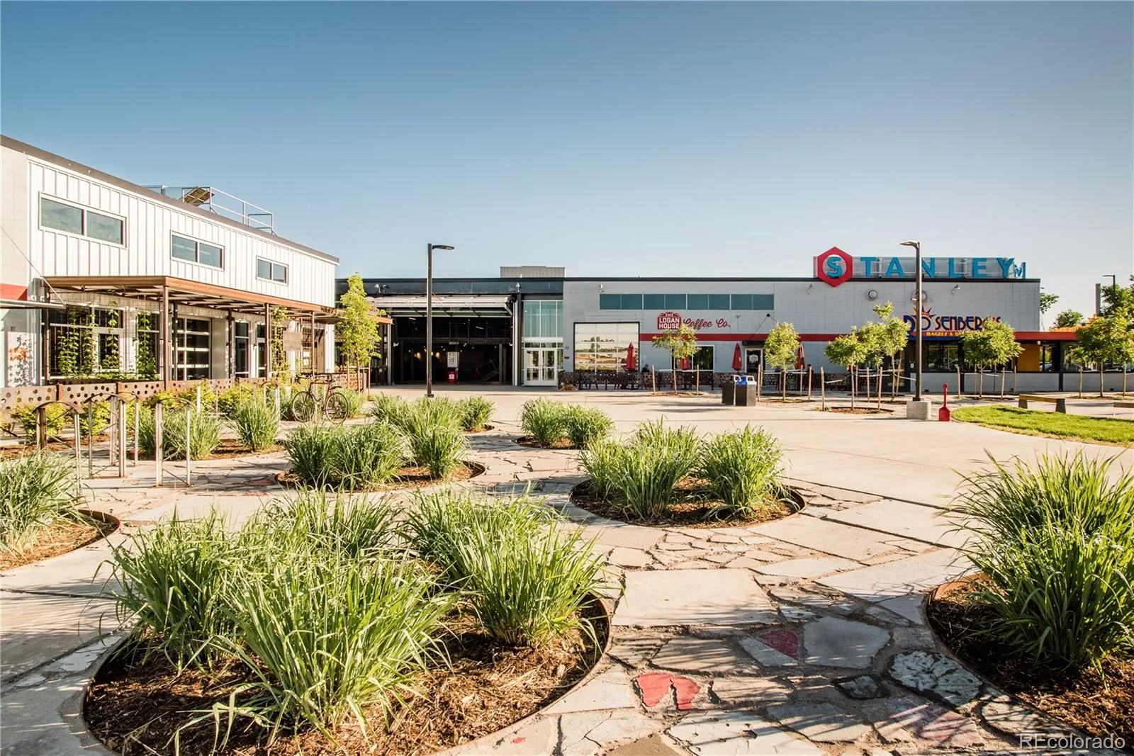 2965 Emporia Street Denver CO 80238 | MLS #REC9544062 08212026144844 1600 39