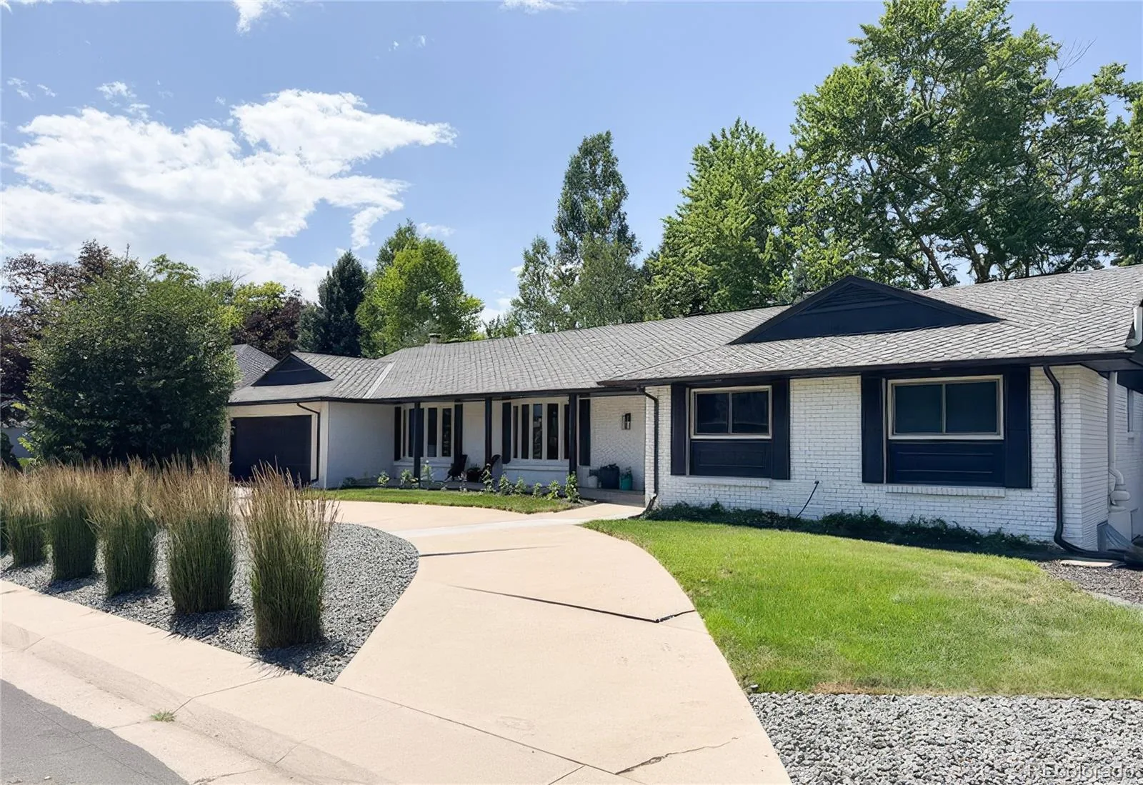 3981 S Hillcrest Drive Denver CO 80237 MLS #REC9545273 07032026181214 1600 1