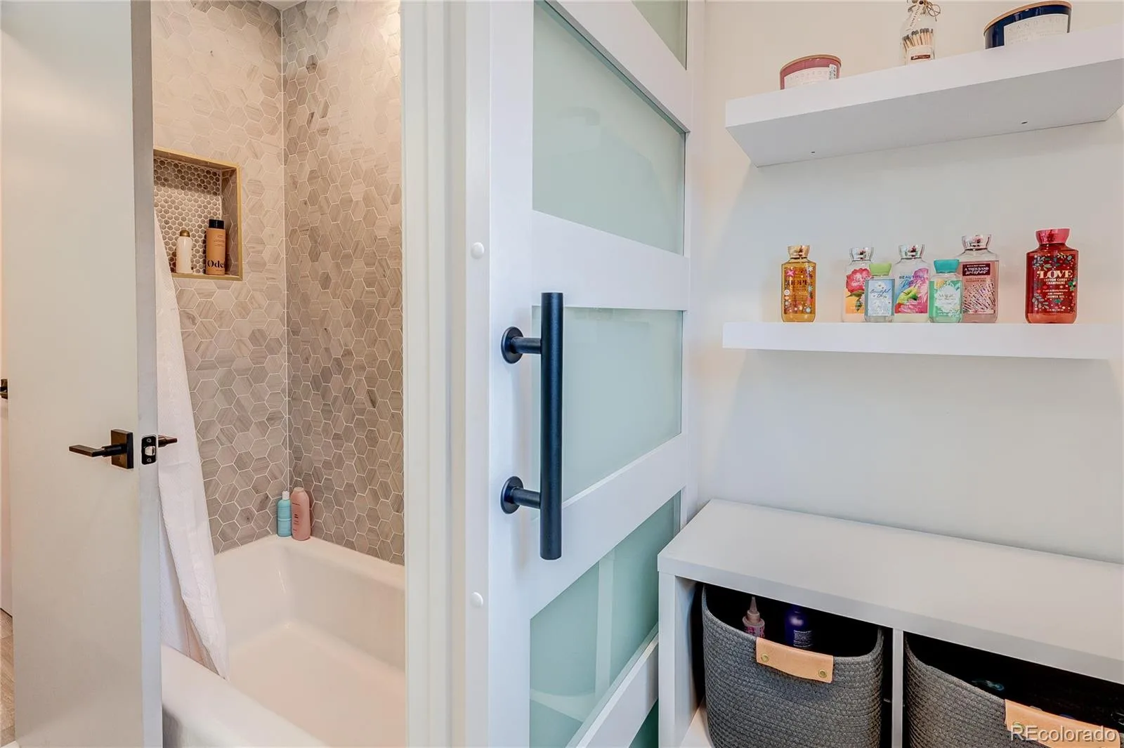 3981 S Hillcrest Drive Denver CO 80237 MLS #REC9545273 07032026181214 1600 30